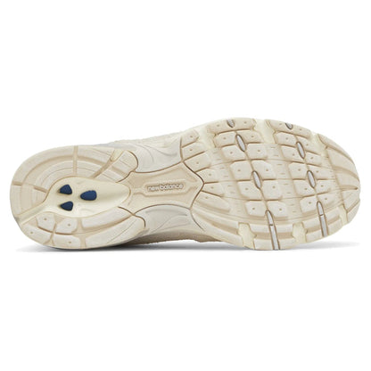 New Balance 530 Moonbeam Raw Cashew Raincloud sneakers — style MR530MR — photo 5 of 5
